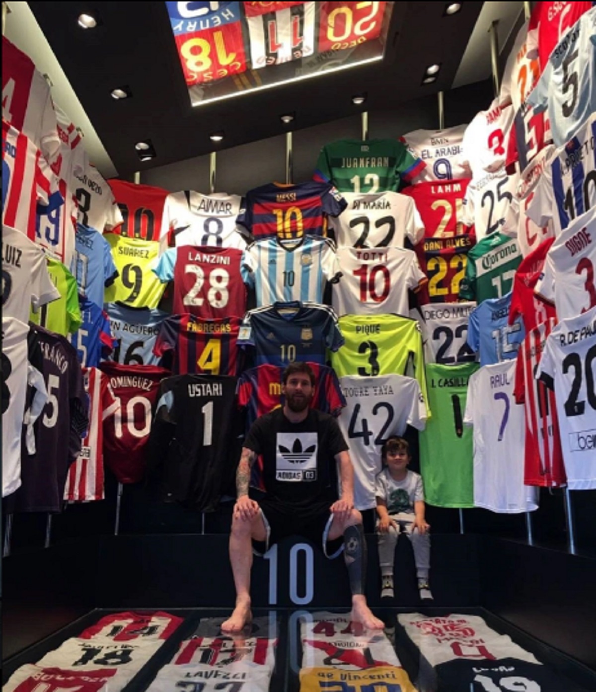 Ini yang Akan Ditinggalkan Lionel Messi Setelah 21 Tahun di Barcelona ...