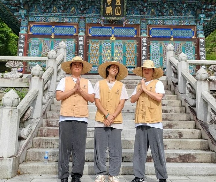 RM BTS Healing di Kuil, Istirahat dari Aktivitas Grup