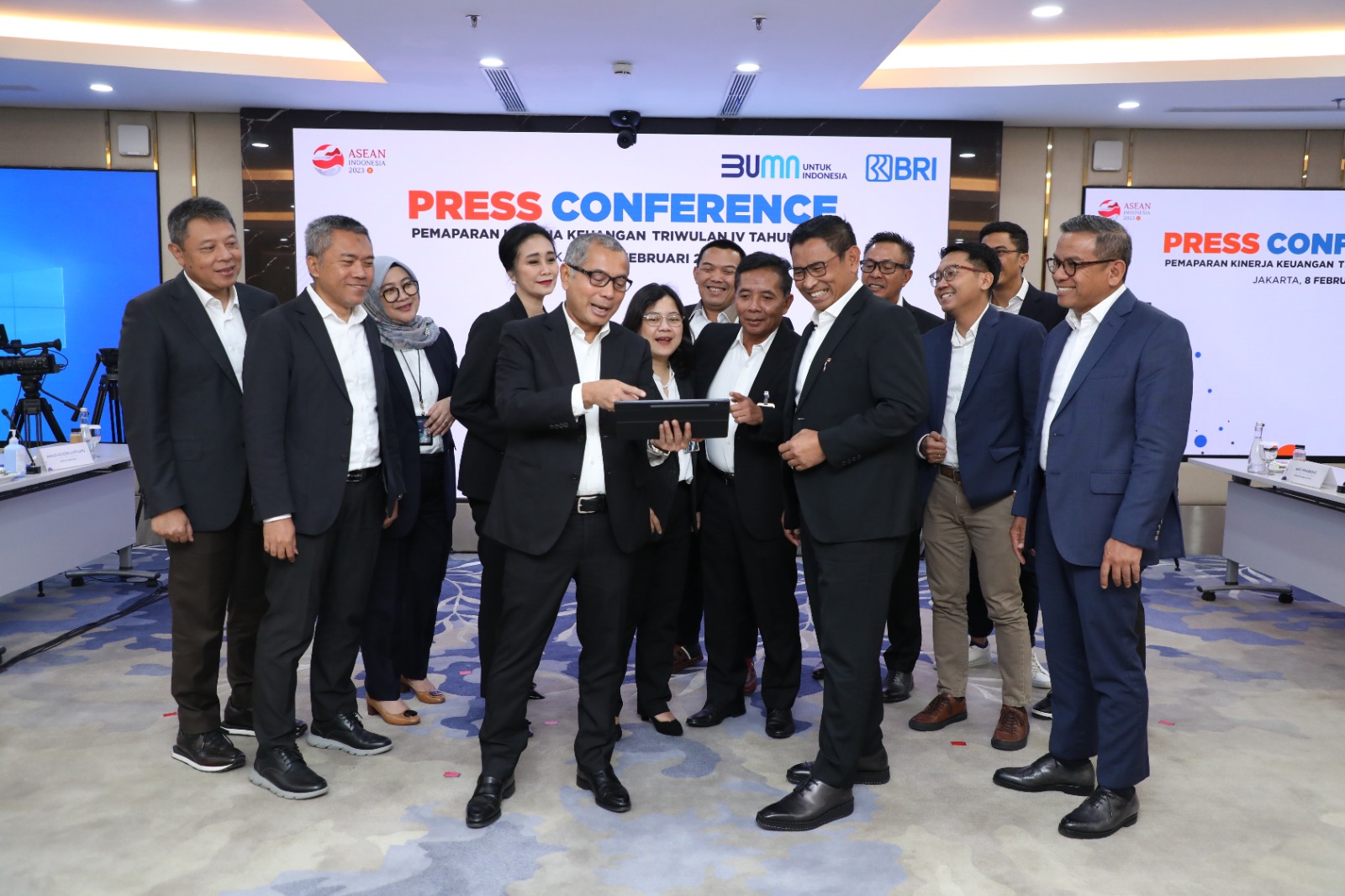 Bank Rakyat Indonesia (BBRI)  Cetak Rekor Laba Rp51,4 Triliun