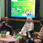 Kisah Perjuangan Keluarga Autistik Dibukukan